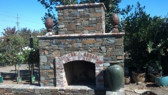 Huntington-Beach-outdoor-fireplace